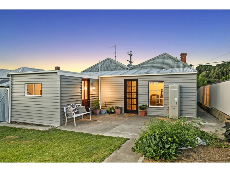 102 Morres Street, Ballarat East VIC 3350