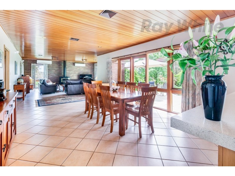 “Coldale” 69 Boundary Road, Sulky VIC 3352