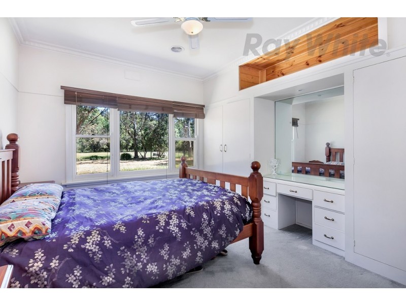 79 Mount Mercer-Dereel Road, Enfield VIC 3352