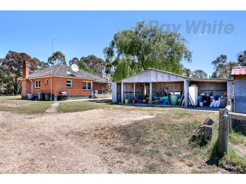79 Mount Mercer-Dereel Road, Enfield VIC 3352
