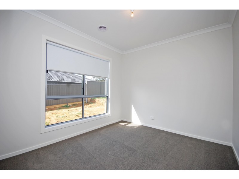 7 Burgadale Court, Brown Hill VIC 3350