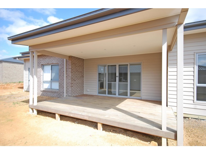 7 Burgadale Court, Brown Hill VIC 3350