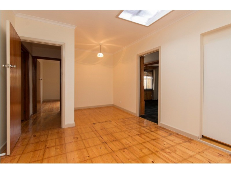 18 Wall Street, Sebastopol VIC 3356