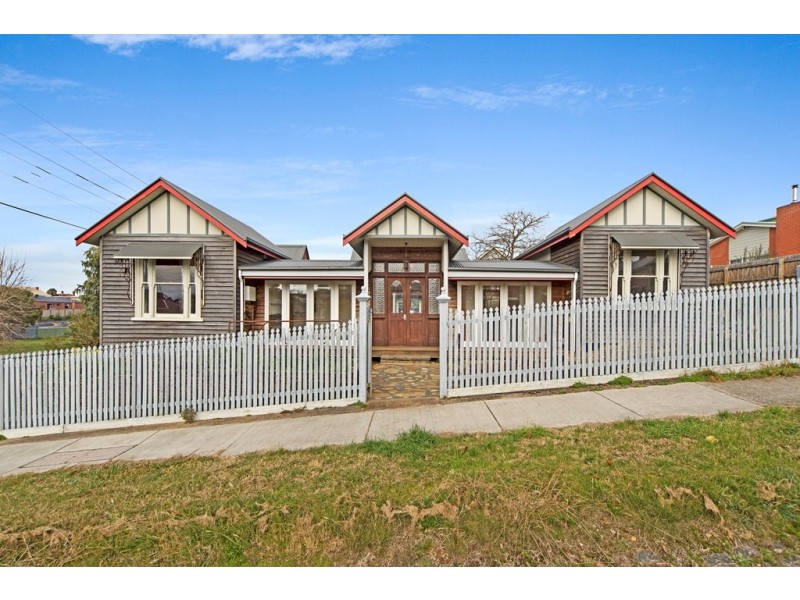 1 Macarthur Street, Soldiers Hill VIC 3350