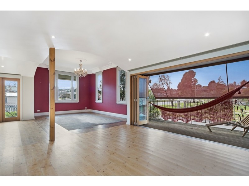 1 Macarthur Street, Soldiers Hill VIC 3350