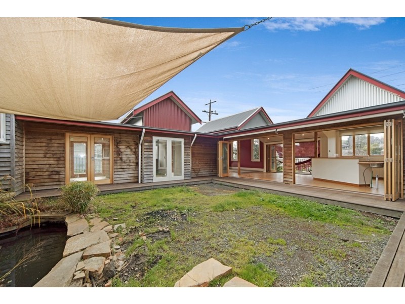 1 Macarthur Street, Soldiers Hill VIC 3350