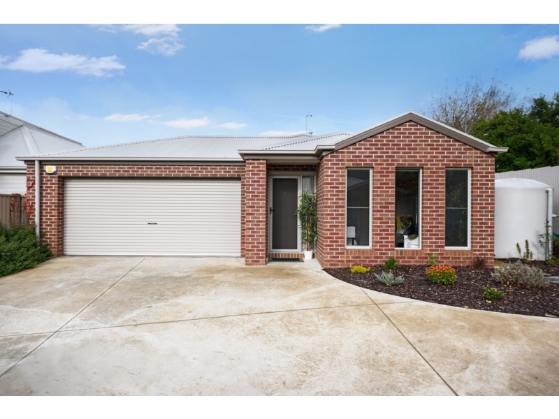 1/415b Ligar Street, Soldiers Hill VIC 3350