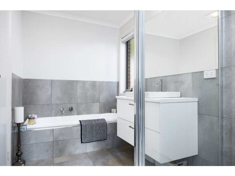 1/415b Ligar Street, Soldiers Hill VIC 3350