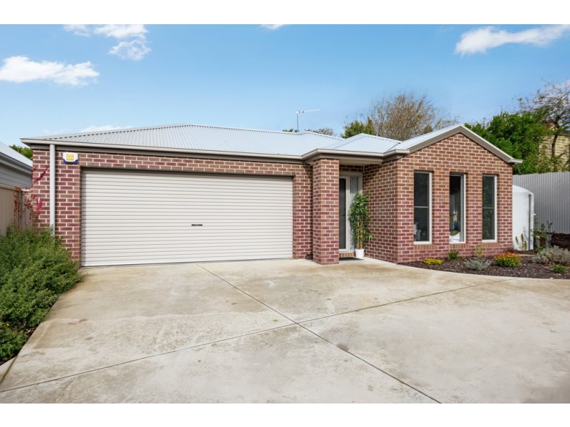 1/415b Ligar Street, Soldiers Hill VIC 3350