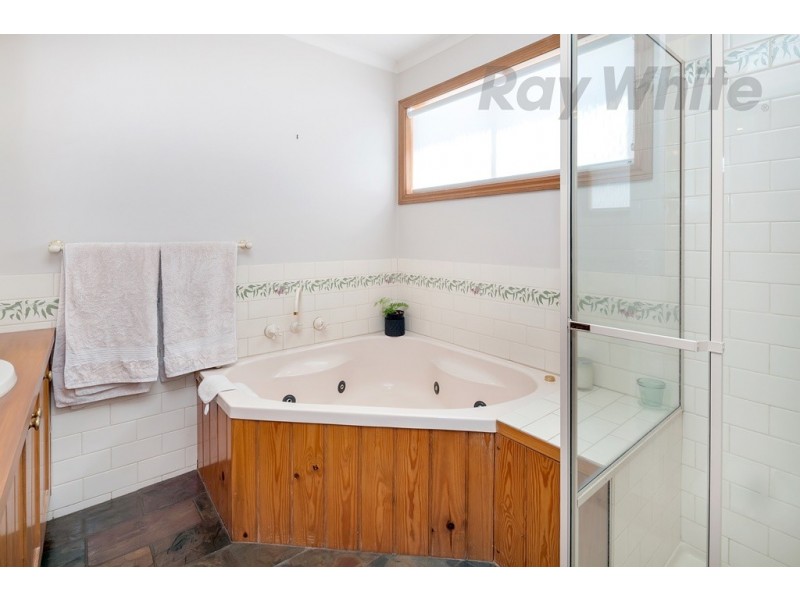 617 Barkly Street, Golden Point VIC 3350