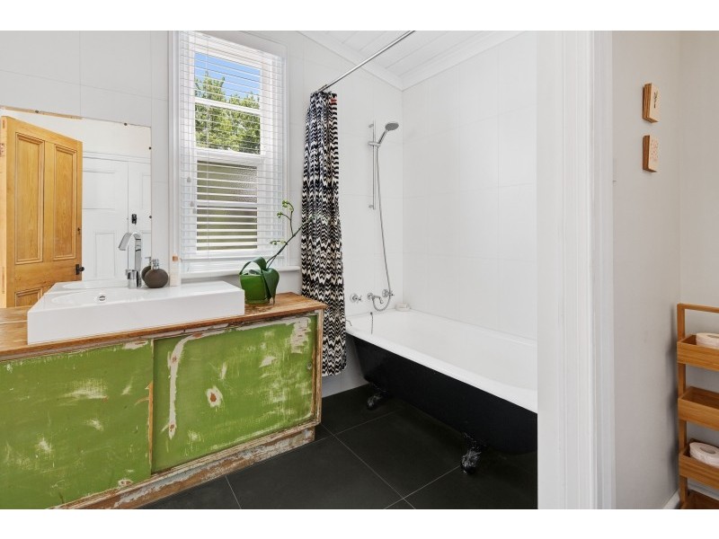 4 Mill Street, Ballarat Central VIC 3350