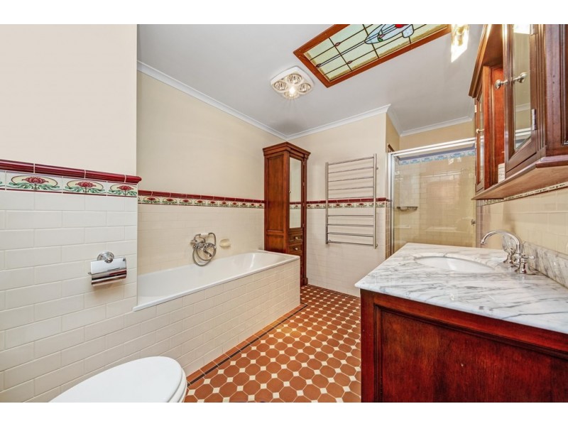 433 Cobden Street, Mount Pleasant VIC 3350