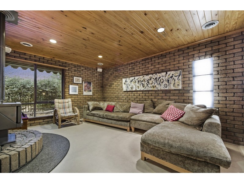 18 Elaine Avenue, Alfredton VIC 3350