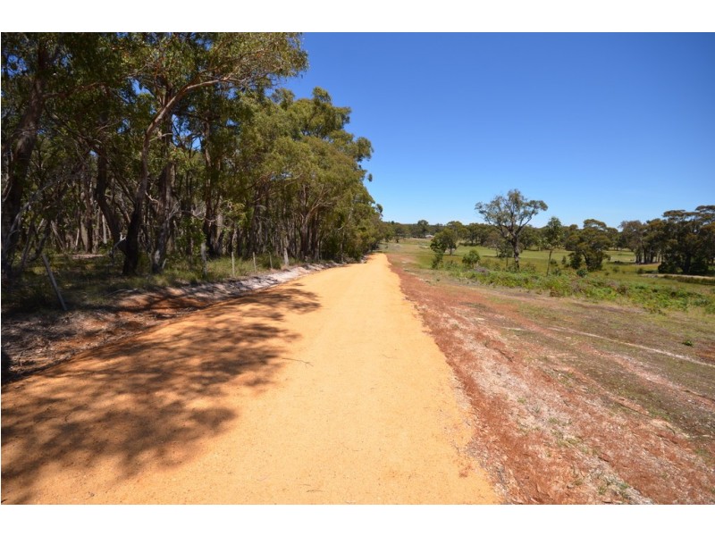 99A Wongerer Lane, Haddon VIC 3351