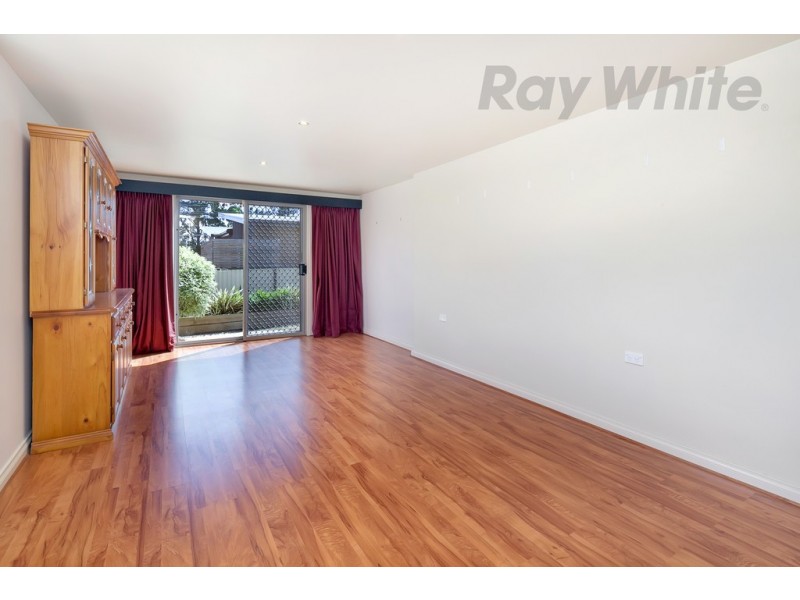 22 Jonathan Court, Brown Hill VIC 3350