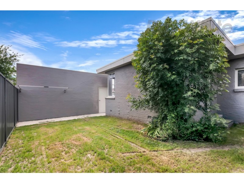 3/628 Wilson Street, Canadian VIC 3350