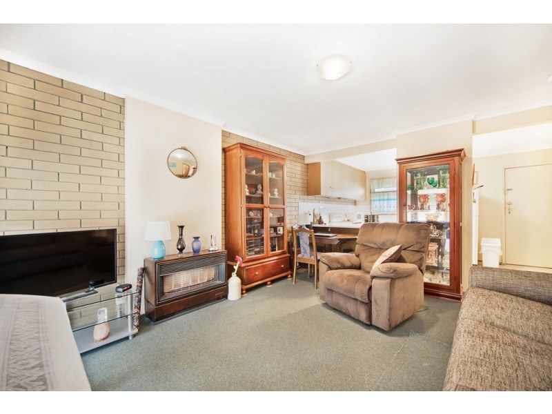 2/7 Glasgow Street, Wendouree VIC 3355