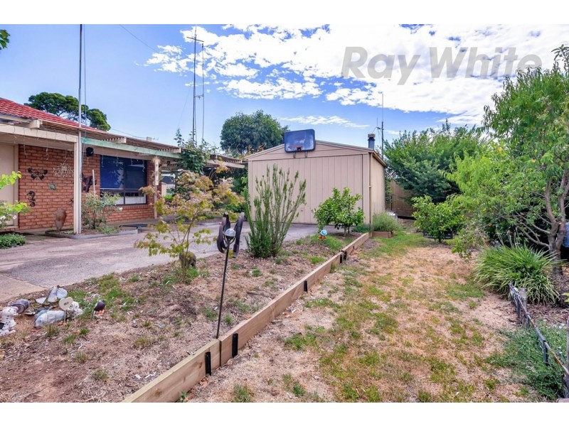 27 Albion Street, Sebastopol VIC 3356