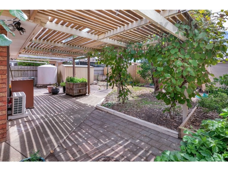 27 Albion Street, Sebastopol VIC 3356