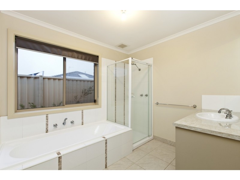 3 Belmar Crescent, Canadian VIC 3350