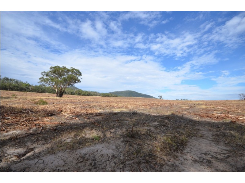 “Brennans” Coxs Road, Buangor VIC 3375