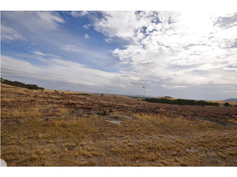 “Brennans” Coxs Road, Buangor VIC 3375