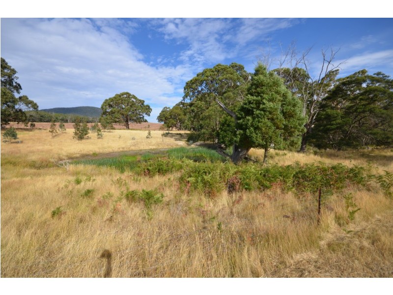 “Brennans” Coxs Road, Buangor VIC 3375