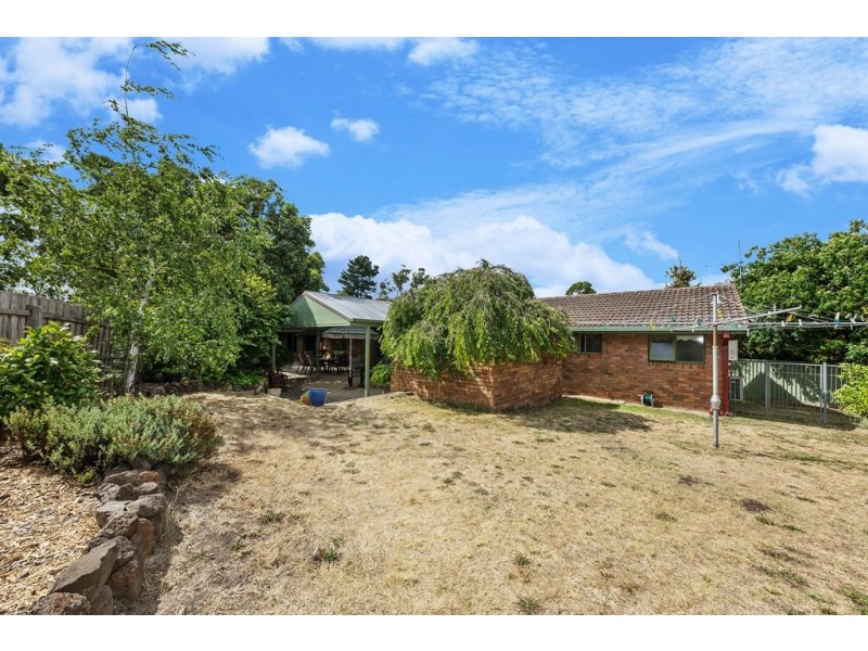 219 Shire Avenue, Mount Helen VIC 3350