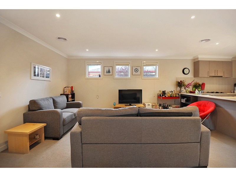 9 Gumdale Place, Sebastopol VIC 3356