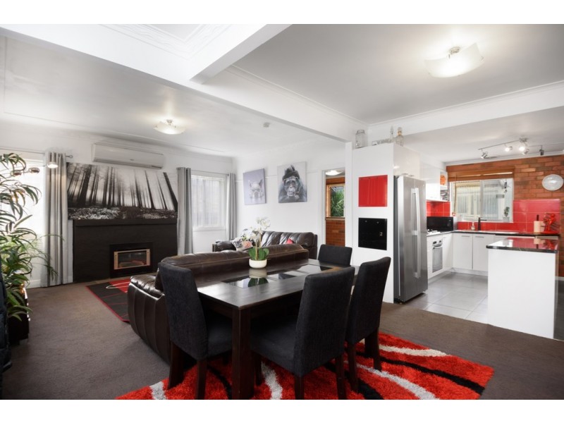 8 Brinkley Avenue, Wendouree VIC 3355