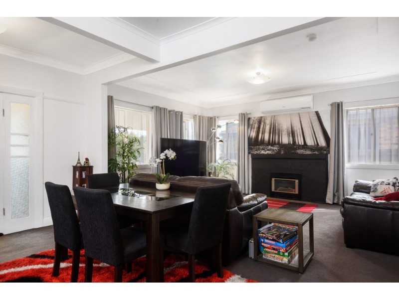 8 Brinkley Avenue, Wendouree VIC 3355