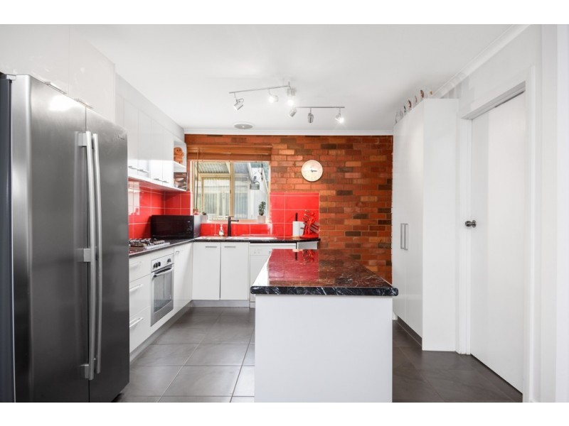 8 Brinkley Avenue, Wendouree VIC 3355