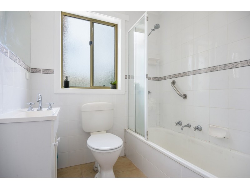 8 Brinkley Avenue, Wendouree VIC 3355