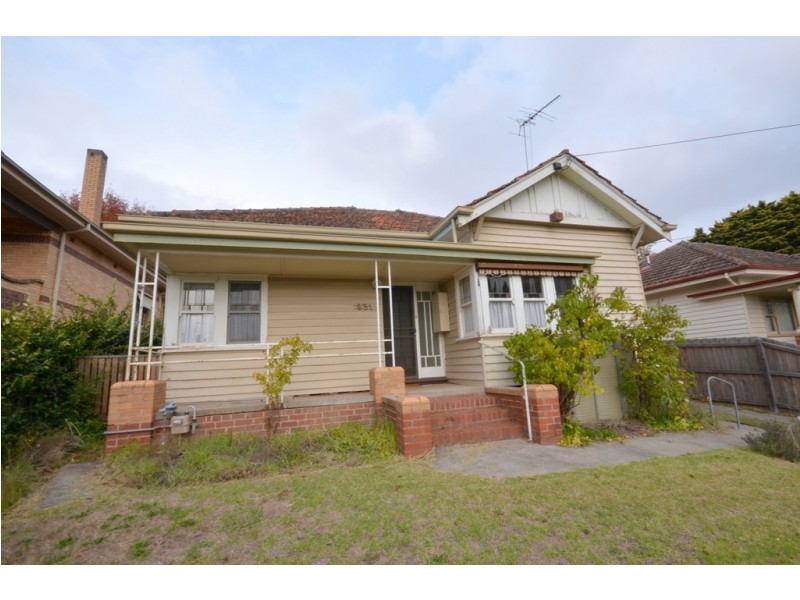 631 Barkly Street, Golden Point VIC 3350