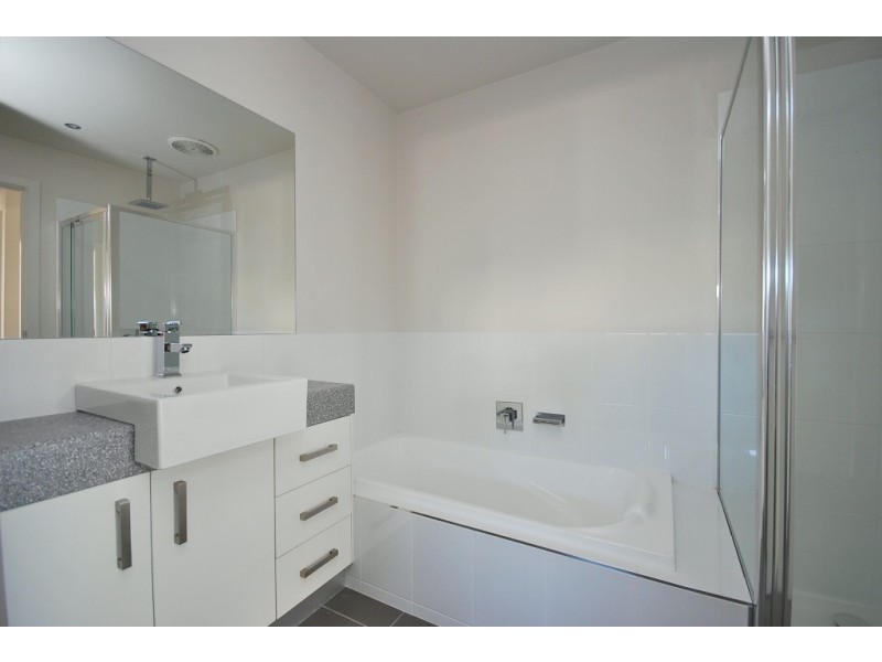 2/5 Brophy Street, Brown Hill VIC 3350