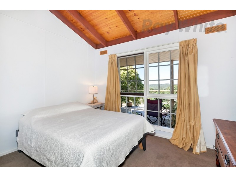 140 Argyle Road, Happy Valley VIC 3360