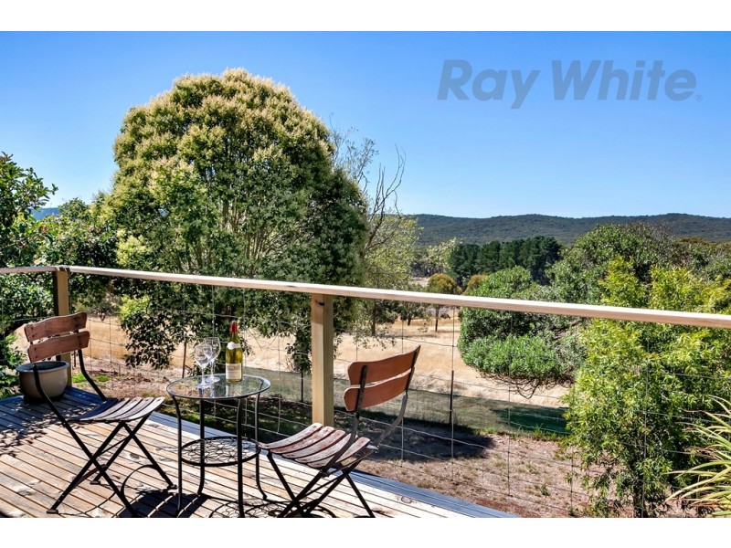 140 Argyle Road, Happy Valley VIC 3360