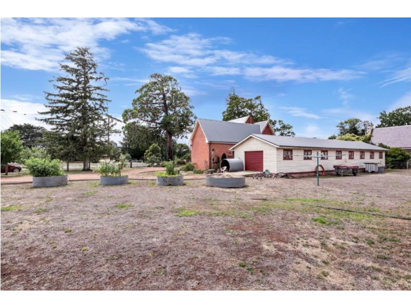 2067 Sunraysia Hwy, Waubra VIC 3352