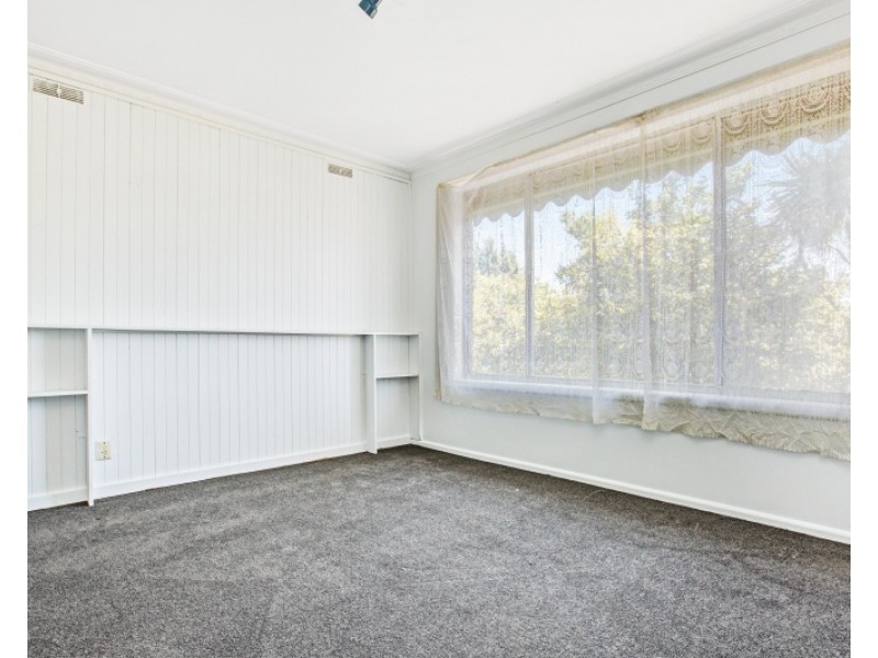 61 Whitelaw Avenue, Delacombe VIC 3356