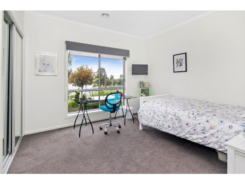 73 Ibis Gardens Court, Cardigan VIC 3352
