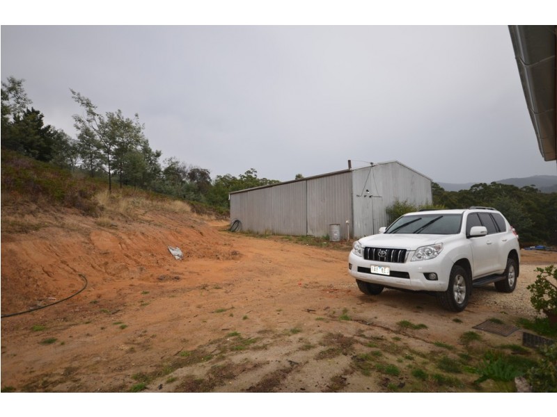 27 EFour Road, Glenlogie VIC 3469