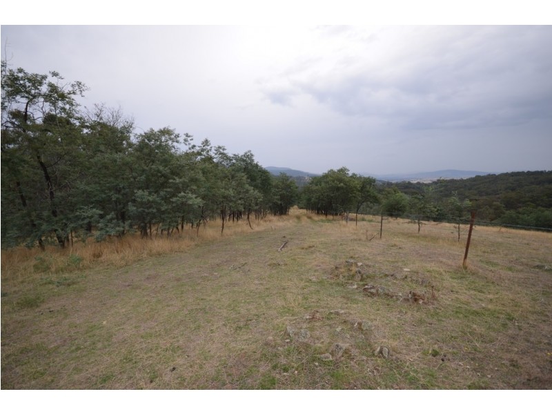 27 EFour Road, Glenlogie VIC 3469