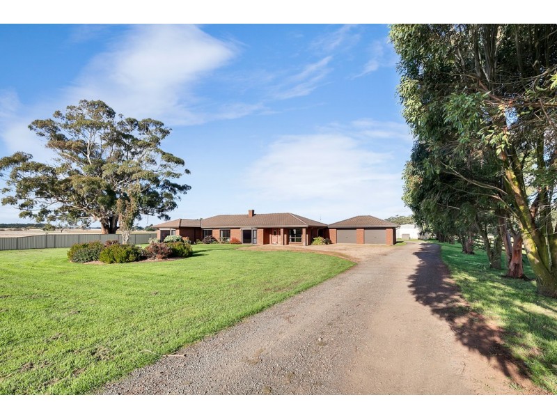 190 Black Swamp Road, Bungaree VIC 3352