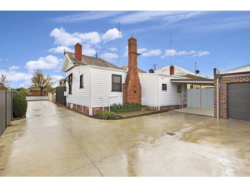 1/719 Skipton Street, Redan VIC 3350