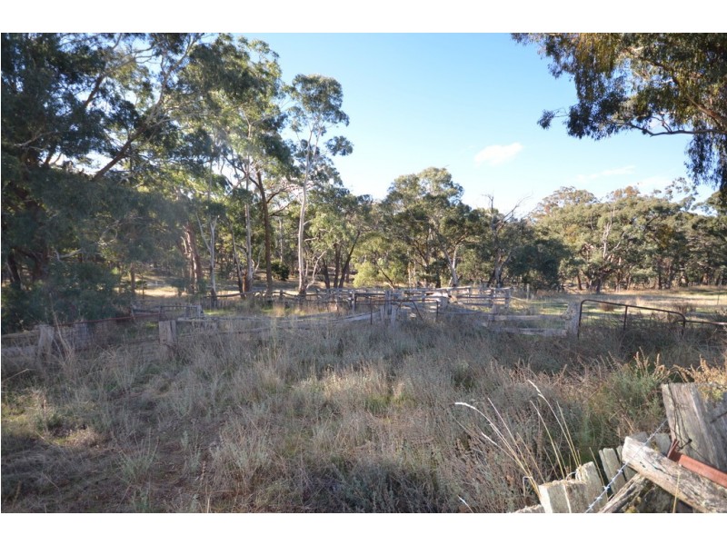CA 24 +24B Landsborough-Elmhurst Road, Landsborough VIC 3384