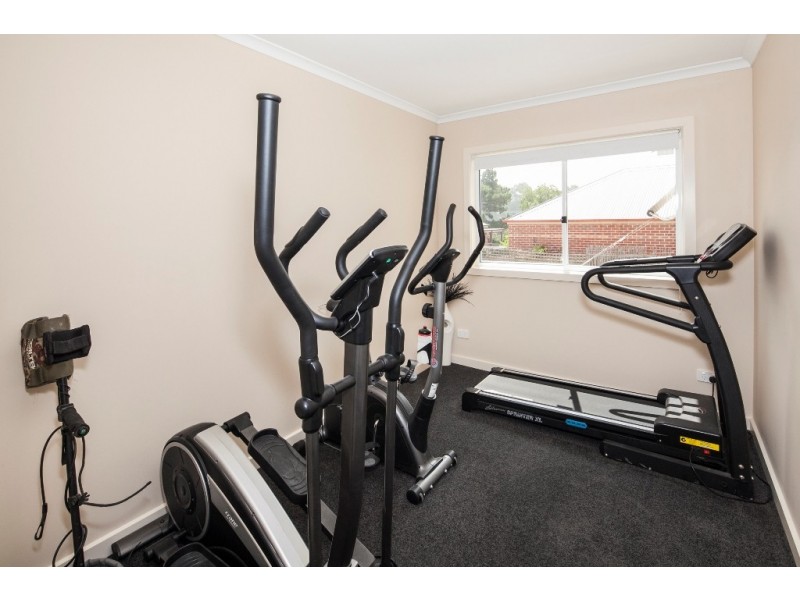 18 Queen Street, Ballarat East VIC 3350