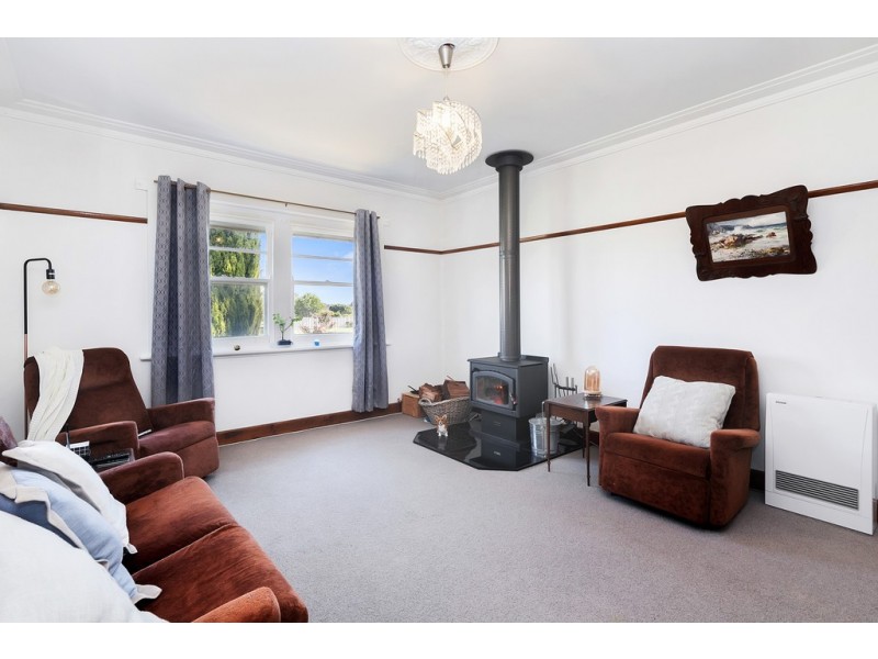 34 Rogers St, Creswick VIC 3363