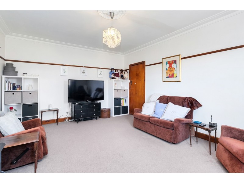 34 Rogers St, Creswick VIC 3363