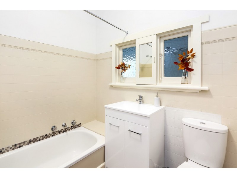 34 Rogers St, Creswick VIC 3363