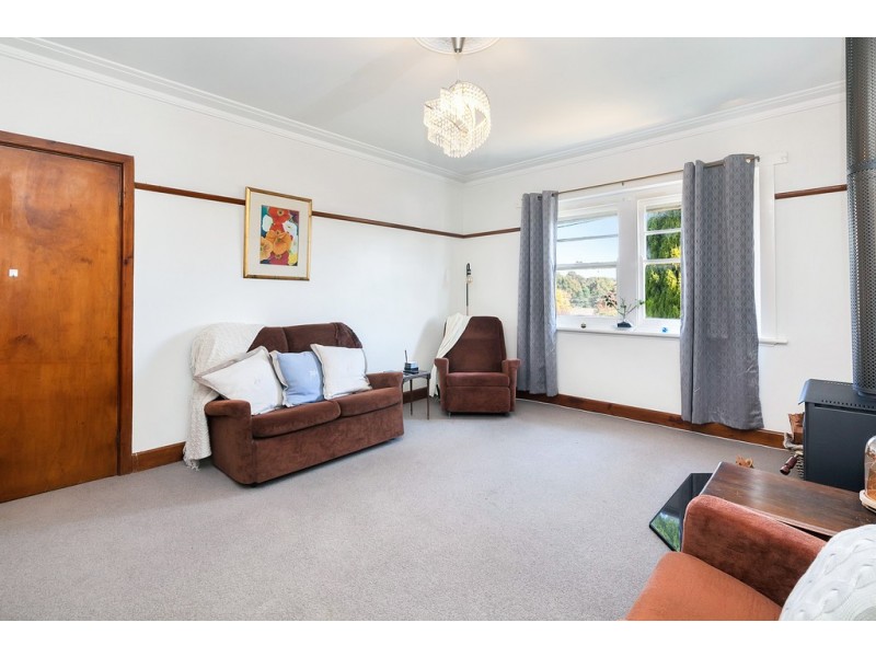 34 Rogers St, Creswick VIC 3363